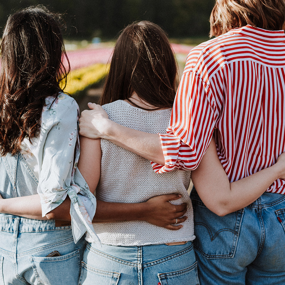 Mädchenhaus Bielefeld e. V. Der Verein Mädchenhaus Bielefeld e. V. ist ein Träger der Jugendhilfe, der sich auf die Unterstützung von Mädchen und jungen Frauen spezialisiert hat, die körperliche und/oder seelische Gewalt erlebt haben. Die Stiftung Wohnhilfe hat einen Zuschuss für die Ausstattung der barrierefreien bzw. rollstuhlgerechten Appartements gewährt.